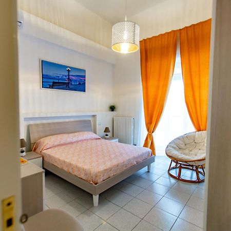 Antonella Home B&B Bari Bagian luar foto