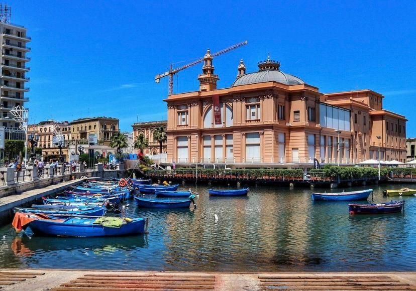 Antonella Home B&B Bari Bagian luar foto