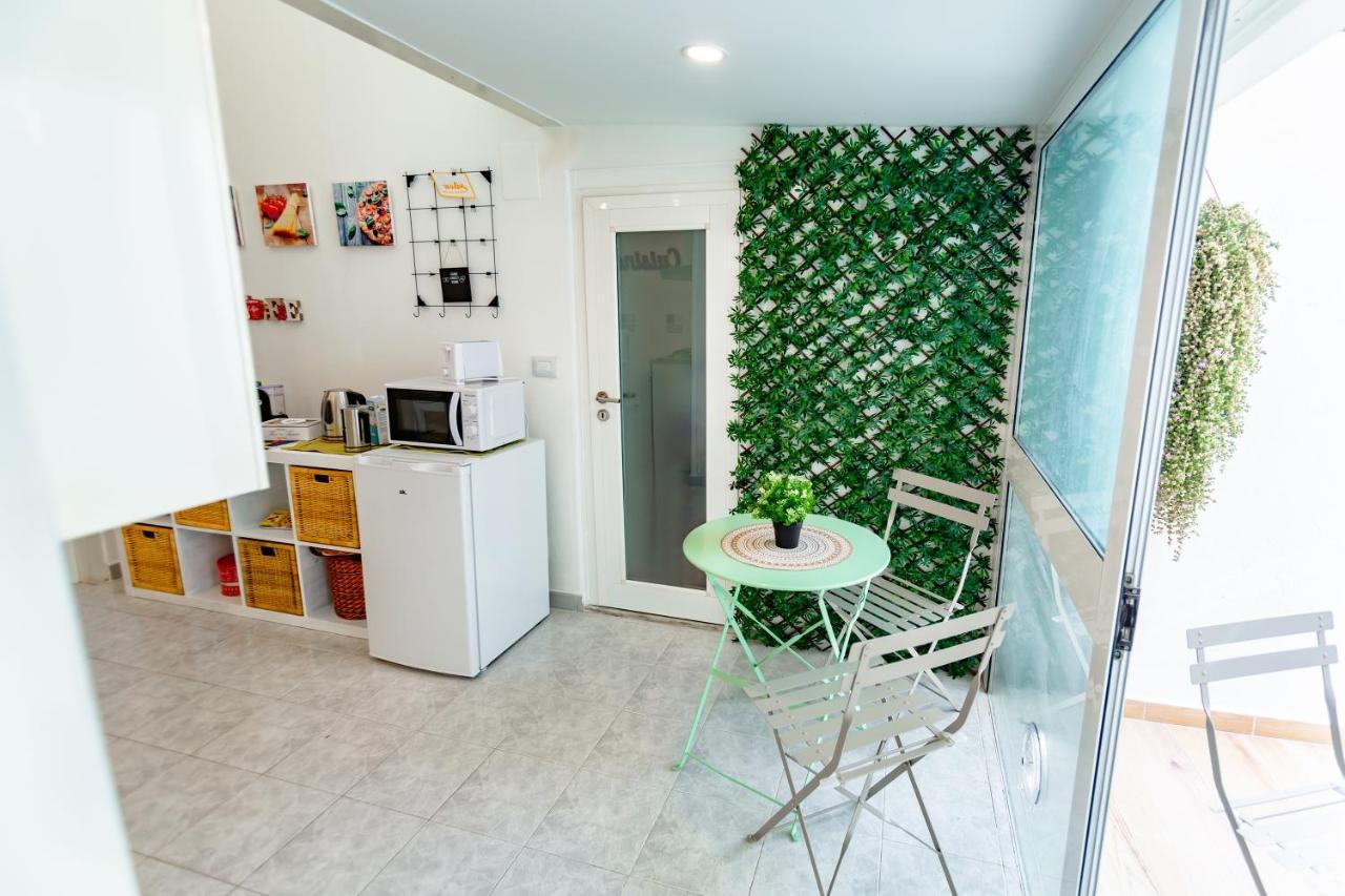 Antonella Home B&B Bari Bagian luar foto